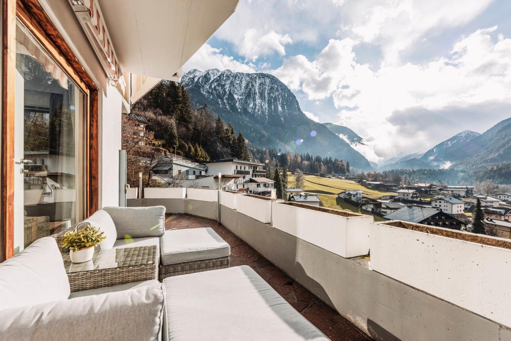 Herzblut Wohlfuehl Appartements Oetz Exterior photo