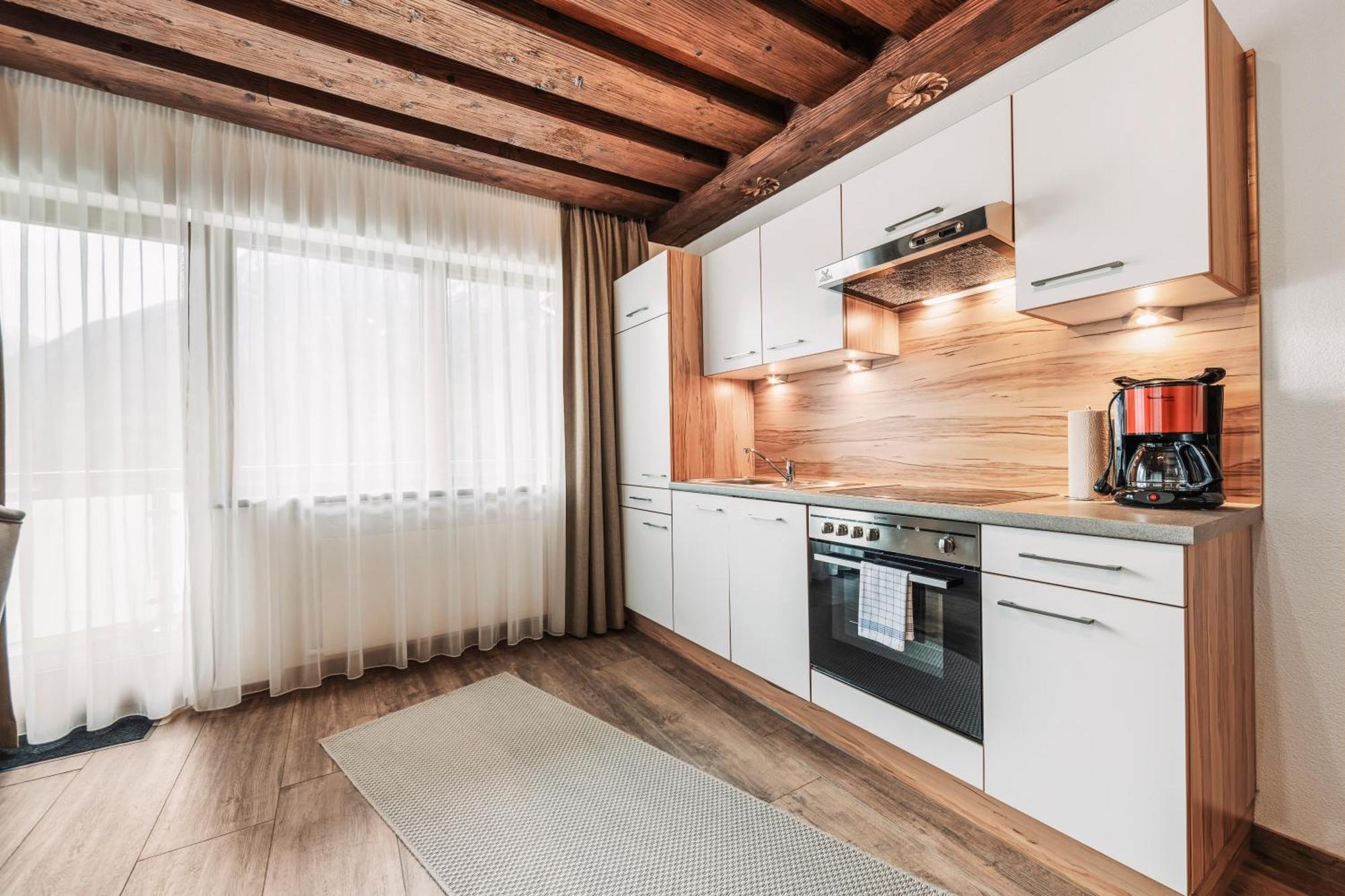 Herzblut Wohlfuehl Appartements Oetz Exterior photo